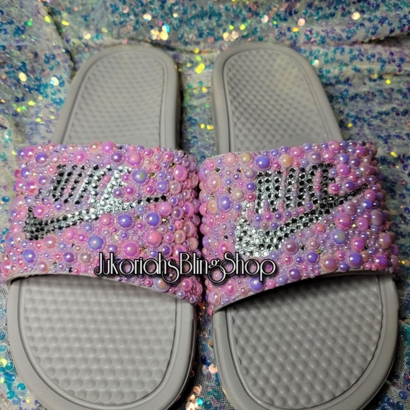 Bling Nike Slides - Picture 4 of 7